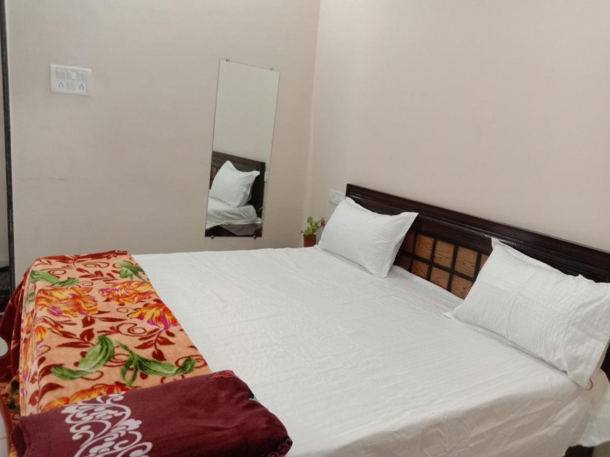 Aradhya Prime Home Stay Garudeshwar Exterior foto