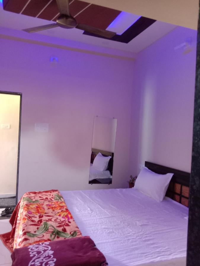 Aradhya Prime Home Stay Garudeshwar Exterior foto